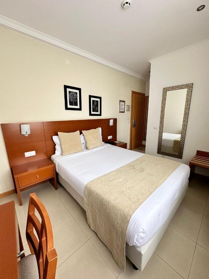 Be One Hotel Caldas Da Rainha - By Mhmb Hospitality מראה חיצוני תמונה