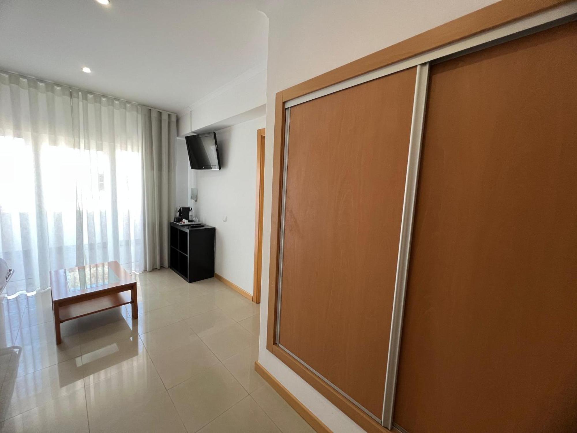Be One Hotel Caldas Da Rainha - By Mhmb Hospitality חדר תמונה